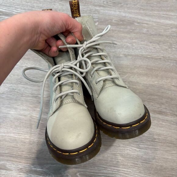 Dr. Martens NEW 1460 WOMEN'S VIRGINIA LEATHER BOOTS sz 5 EU 36 - Picture 7 of 11